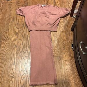 YUNA brand 2 piece set size L.